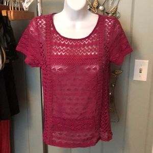 Lucky pink tee size small